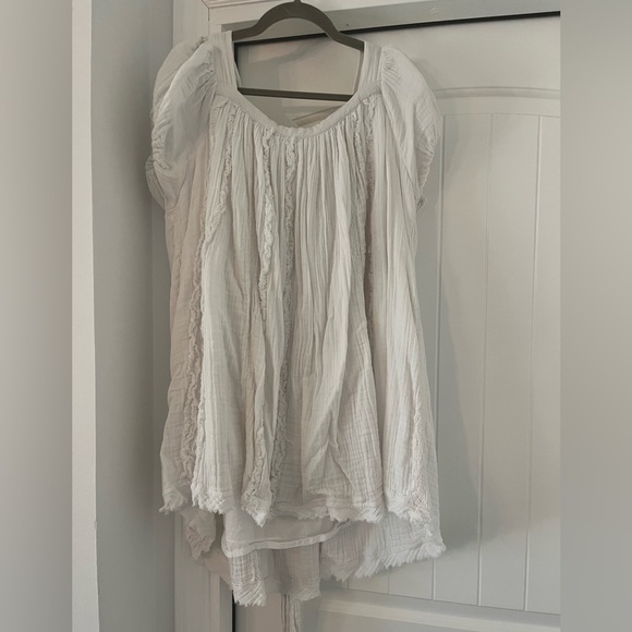 Free People Dresses & Skirts - Free People gauzy white mini dress